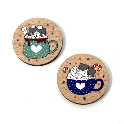 Reversible 'Cat-Cups' Needle Minder