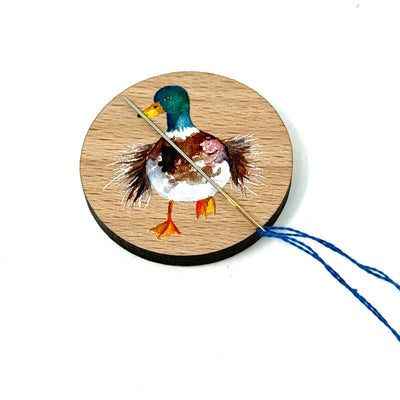 Quackers Needle Minder with tin set