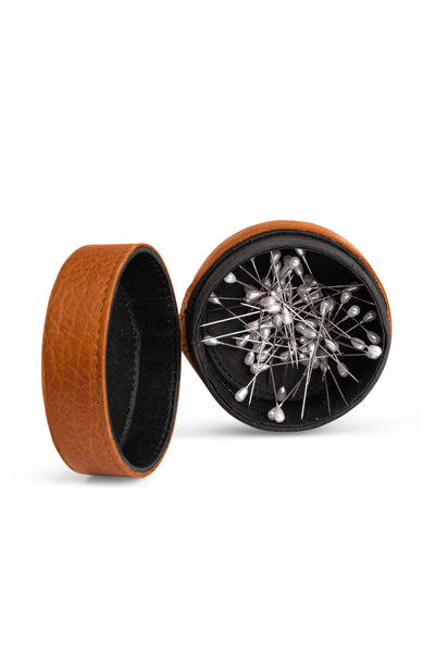 Muud Emeli mini case with magnetic base