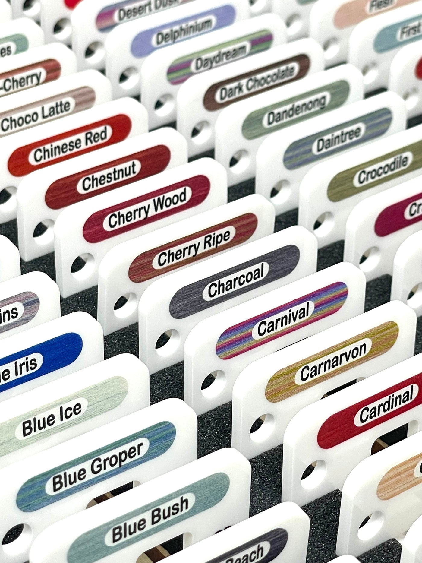 Acrylic floss chips for Dinky Dyes (x353) | Floss NOT included | Includes x6 new colours for 2024