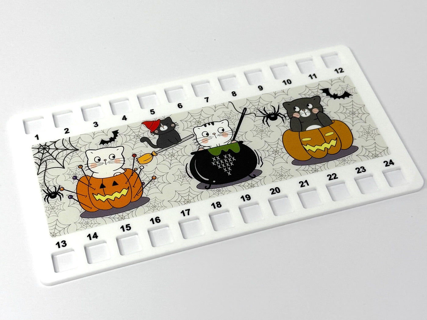 Halloween Cats Acrylic Thread Holder | Floss organiser for cross stitch and embroidery