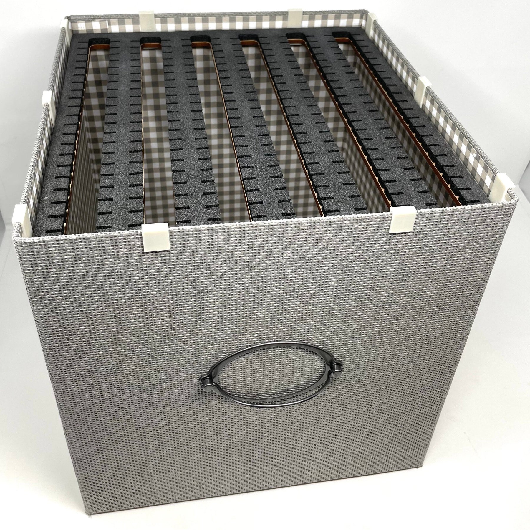 Machine Chip Storage DMC Floss Chip Storage System | x500 Acrylic Floss Chips & 4 Frames ...