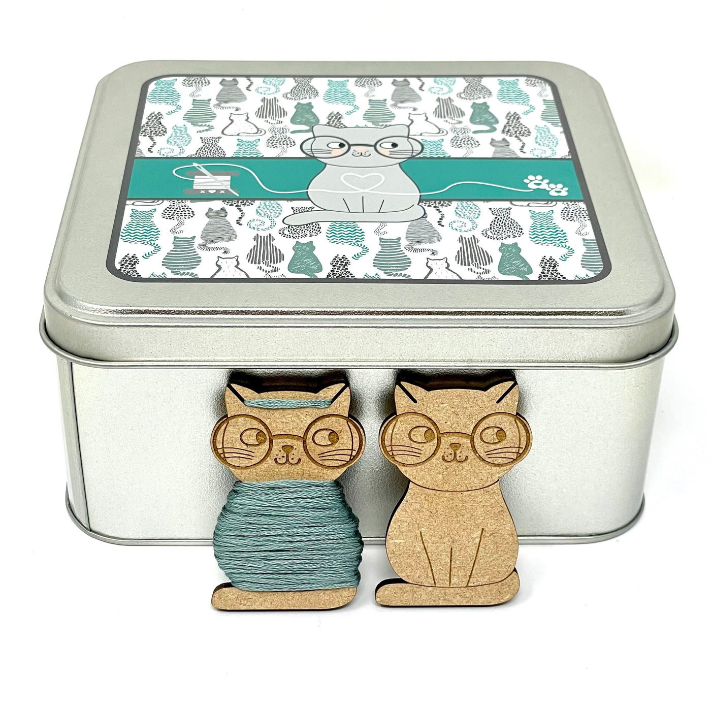 Nerdy cat tin with 20x wooden bobbins for cross stitch and embroidery projects